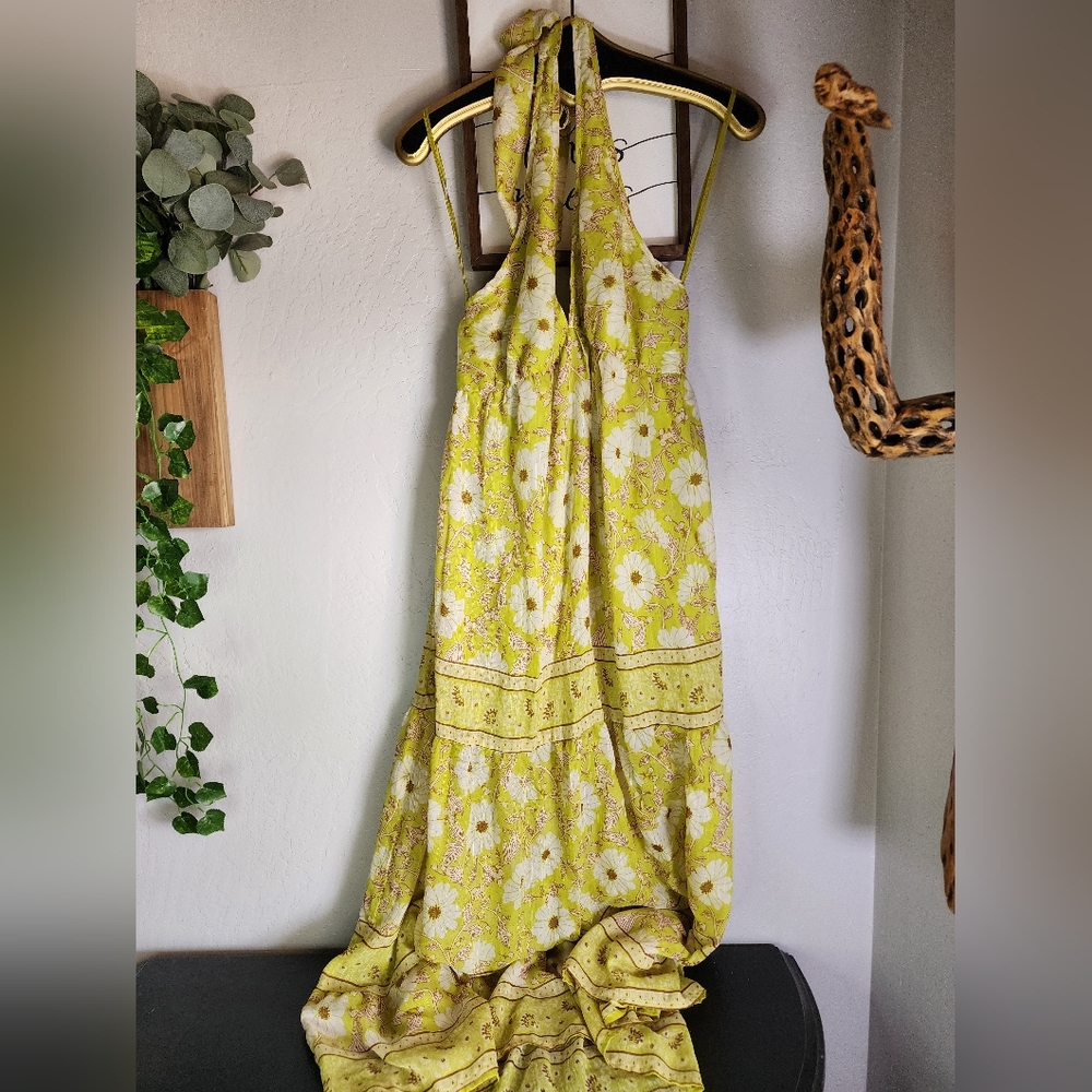 Band of the Free Keahi Lime Floral Halter Maxi Dress Size Medium - Picture 5 of 10